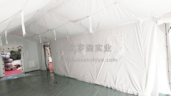 白色醫(yī)用充氣帳篷